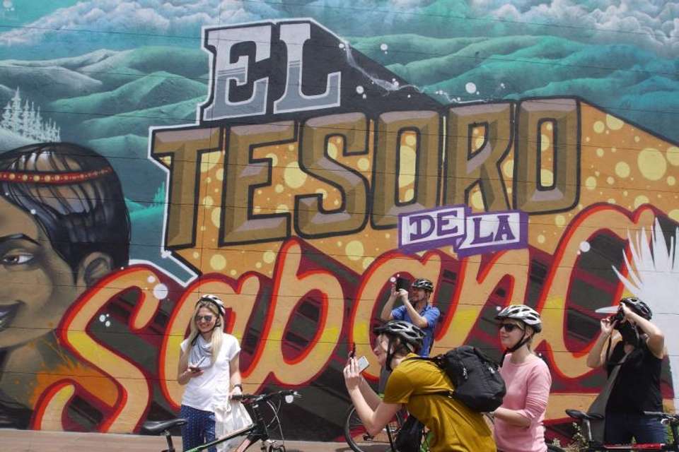 Bogotá Bike Rental – Half-Day 4-Hour Rental - Tangol Tours - Colombia - Image 2