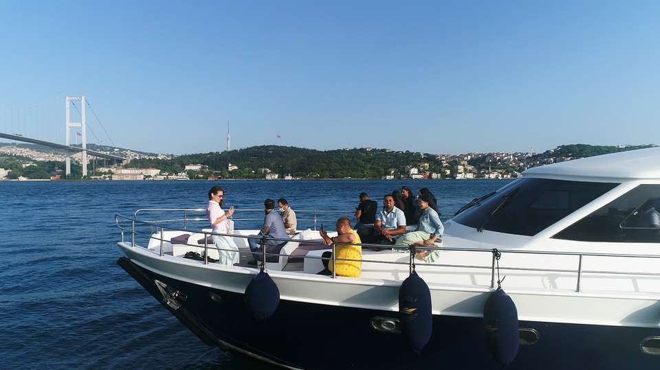 Bosphorus Yacht Cruise with Stopover on the Asian Side - Bosphorus Tour By Velena Travel - Turkey - Image 7