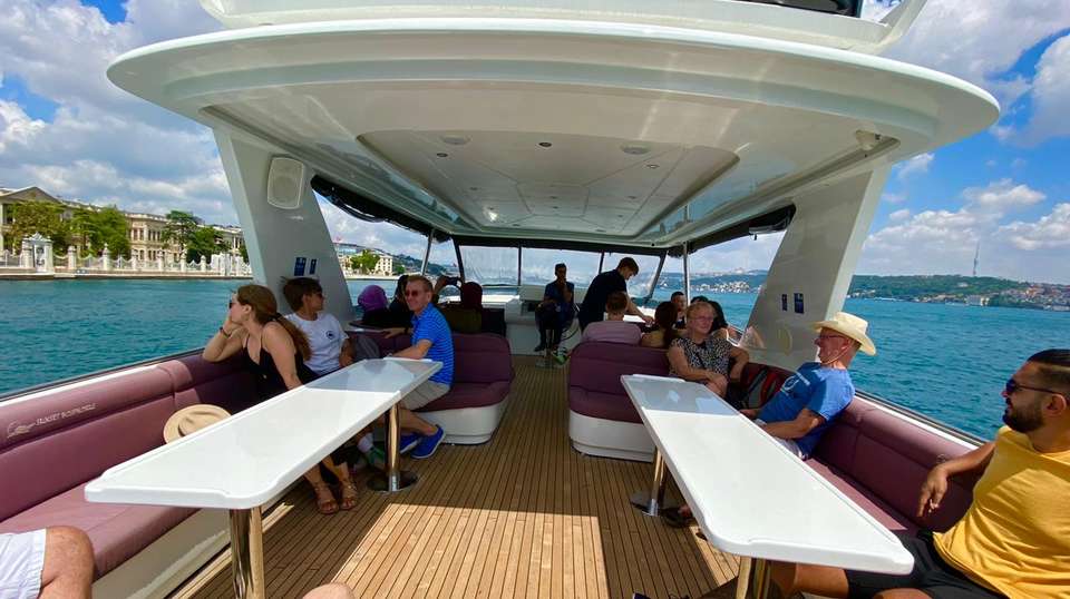 Bosphorus Yacht Cruise with Stopover on the Asian Side - Bosphorus Tour By Velena Travel - Turkey - Image 8