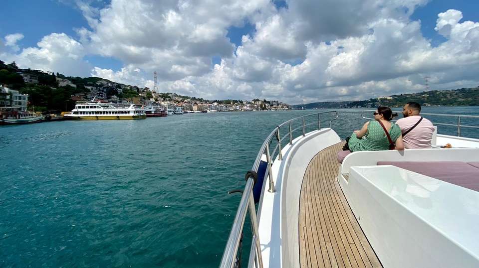 Bosphorus Yacht Cruise with Stopover on the Asian Side - Bosphorus Tour By Velena Travel - Turkey - Image 9