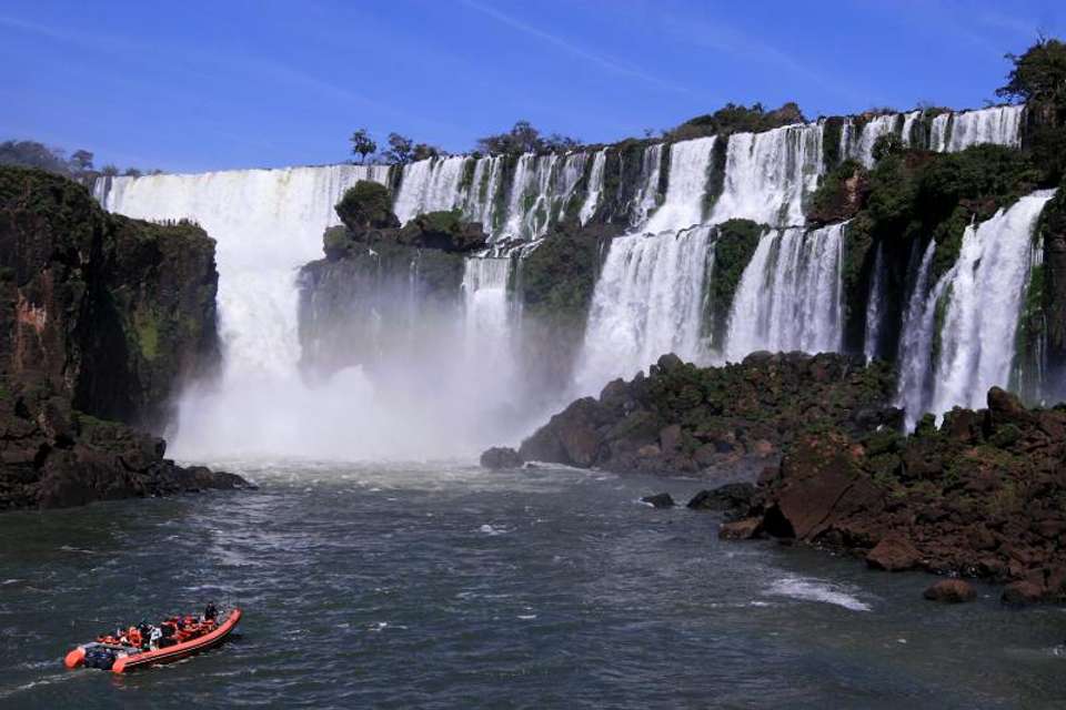 Brazilian Falls With Macuco Safari Boat - Tangol Tours - Brazil - Image 2