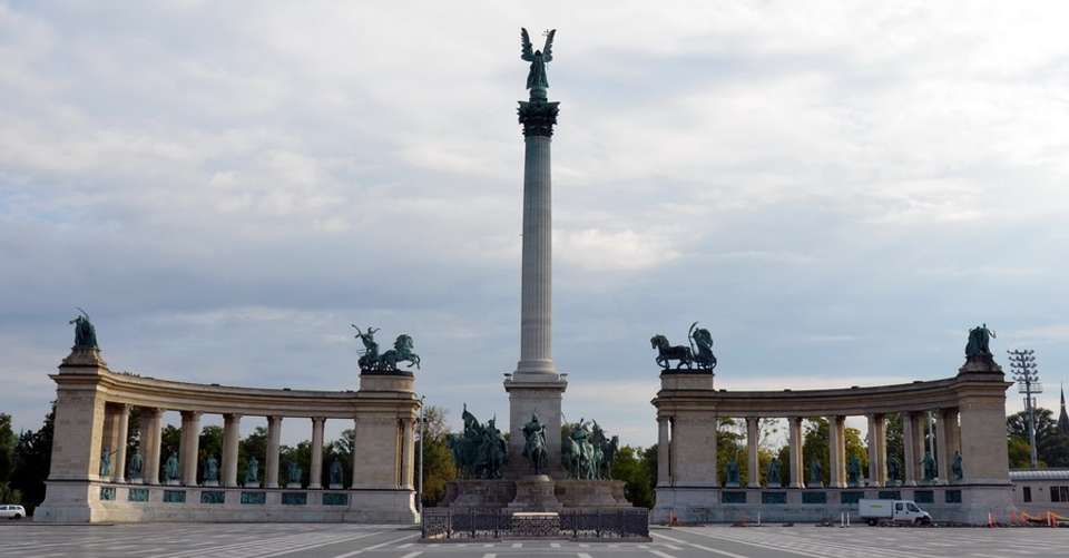 Budapest City Tour - Cityrama Budapest - Hungary