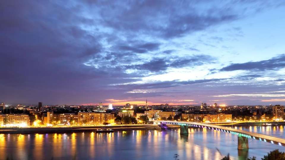 Budapest, the Pearl of the Danube (port-to-port cruise) - Tweet World Travel - Hungary - Image 5