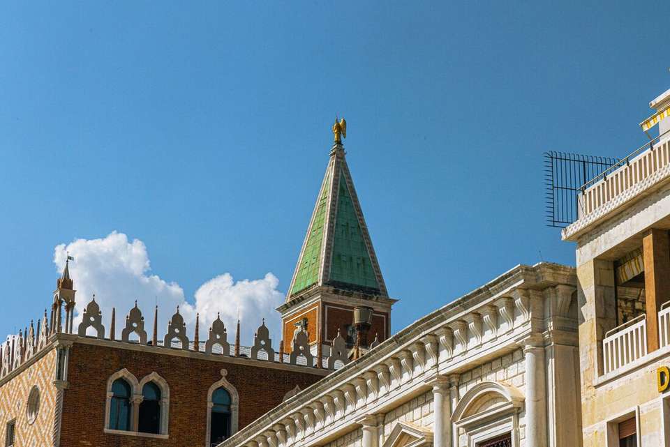 Budapest to Venice - Intrepid Travel - Hungary - Image 11