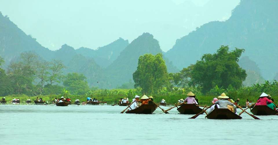 Buddhism Pilgrimage – Perfume Pagoda Joining Tour - Gray Line Vietnam - Vietnam - Image 2