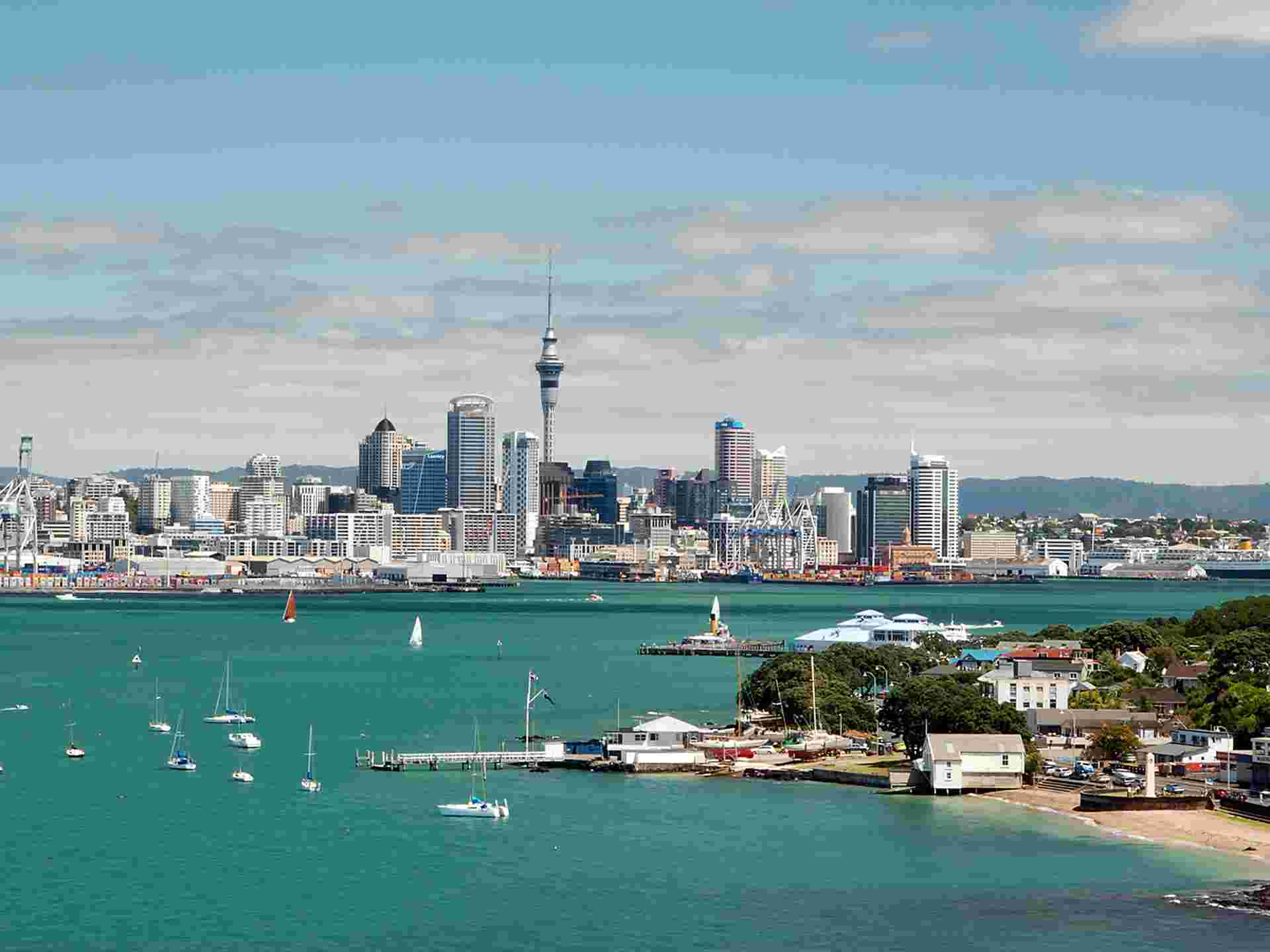 Budget Auckland, Abel Tasman & Christchurch - 14 days