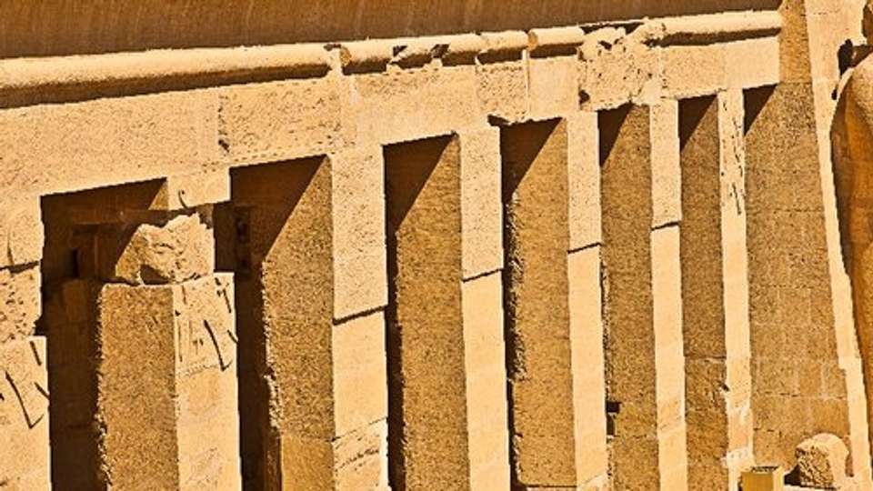 Budget Day Tour in Luxor to East Bank Visit Karnak  - Emo Tours - Egypt - Image 3