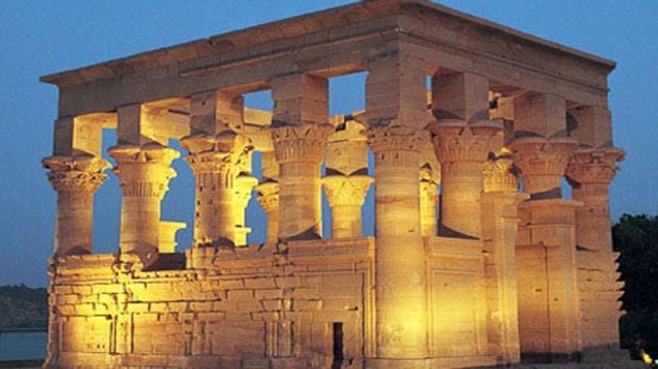 Budget Guided Day Tour - Visit Edfu Kom Ombo Temples  - Emo Tours - Egypt - Image 1