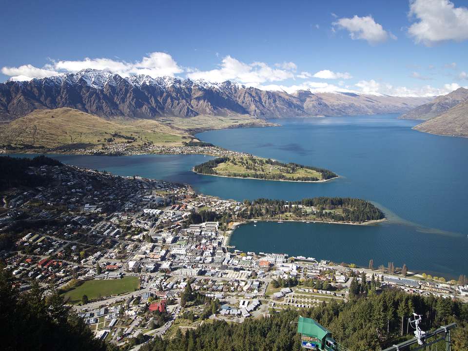 Budget South Island Adventure - 7 days - On The Go Tours - New Zealand