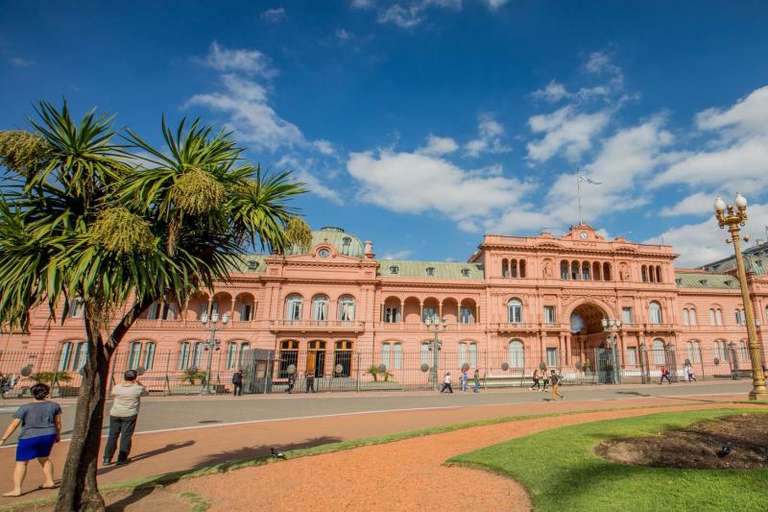 Buenos Aires City Tour: Premium Tour for English Speakers trip - alternative tour available