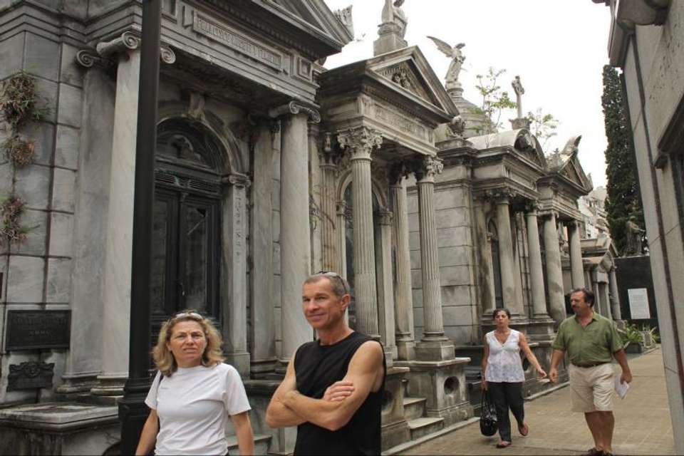 Buenos Aires Premium Walking City Tour - Tangol Tours - Argentina - Image 4