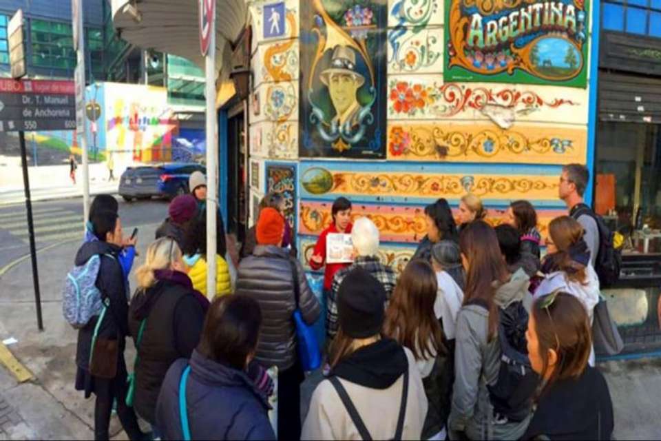 Buenos Aires Street Art - Fileteado Tour - Tangol Tours - Argentina - Image 5
