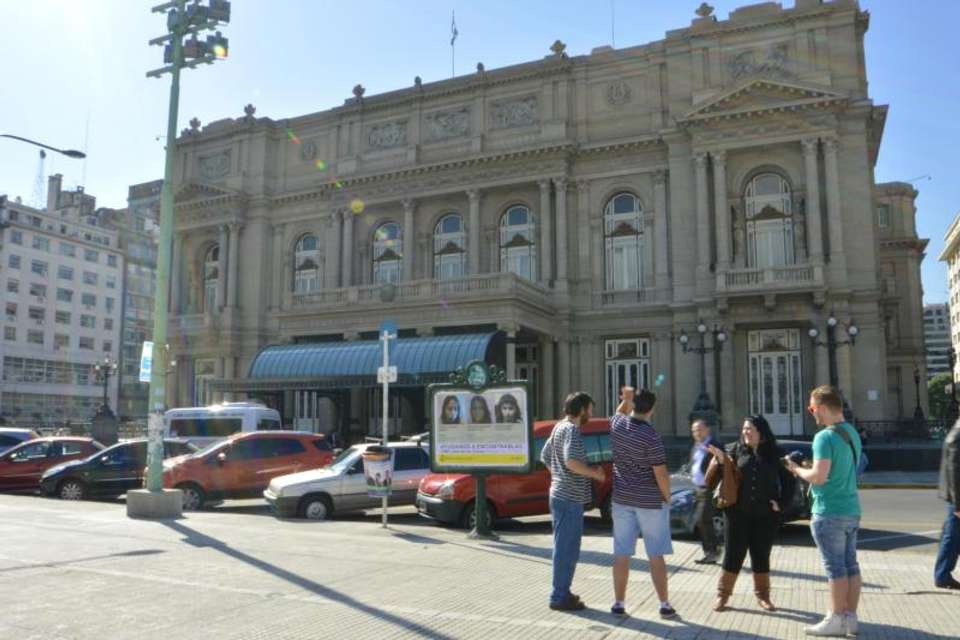Buenos Aires Walking City Tour - Tangol Tours - Argentina - Image 2