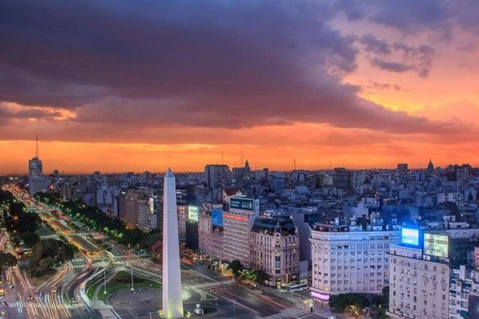 Buenos Aires Walking Tour and Palacio Barolo - Tangol Tours - Argentina - Image 4