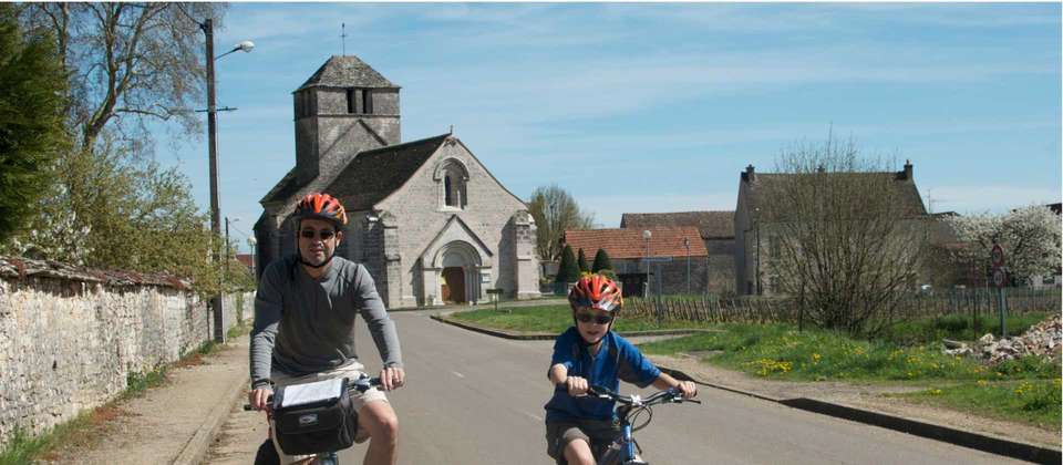 Burgundy Canals and Vineyards - Utracks - France - Image 5