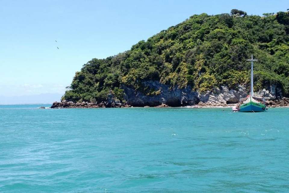 Buzios Day Trip With Boat Tour - Tangol Tours - Brazil - Image 3