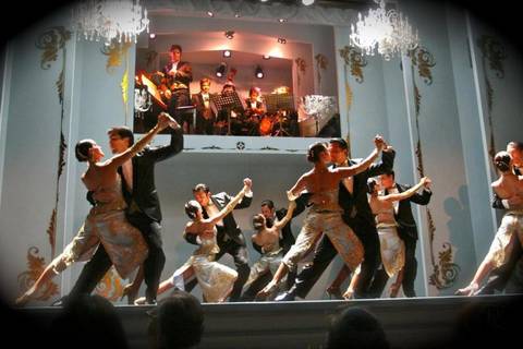 Argentina Concerts And Shows Tour: Cafe De Los Angelitos Vip Dinner & Tango Show