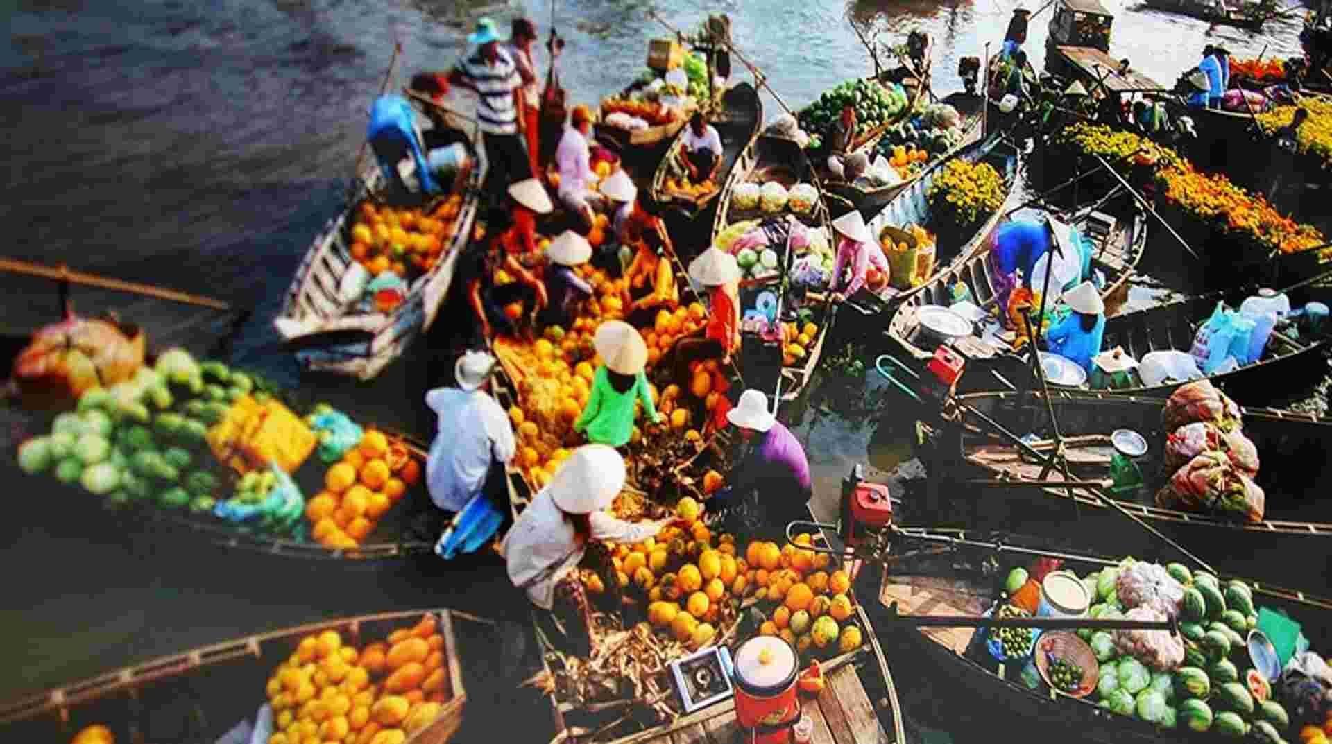 Cai Be Floating Market and Tan Phong Island