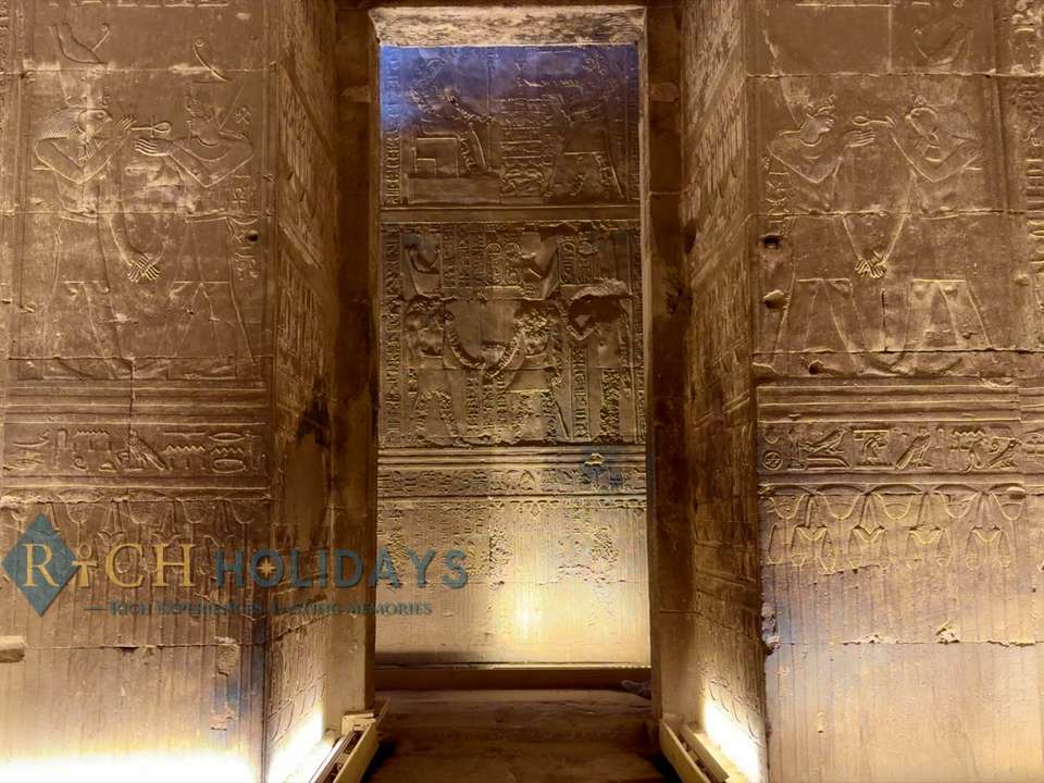 Cairo, Luxor & Aswan with Dahabya Nuun or Nuut - undefined - Image 30