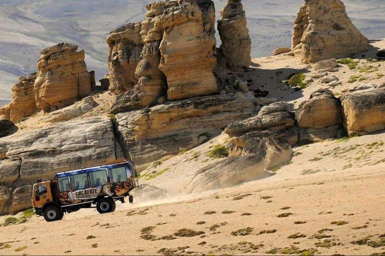 El Calafate Expedition: 4WD Adventure with Optional Hike or Zipline trip - alternative tour available
