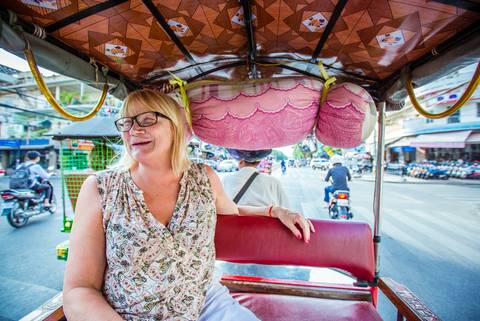 Ho Chi Minh City Local Culture Tour: Cambodia Adventure