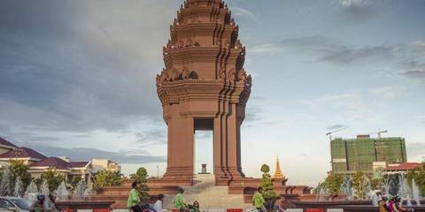 Cambodia Adventure: Phnom Penh & Siem Reap Hangouts - April 2027