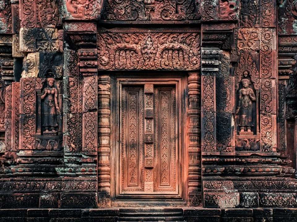 Cambodia Highlights Small Group Tour - Tweet World Travel - Cambodia - Image 4