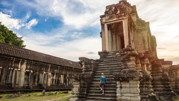 Image 4 of 5
