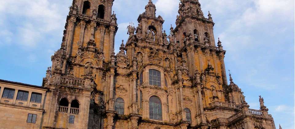 Camino Ingles: The English Way to Santiago de Compostela - Utracks - Spain - Image 8