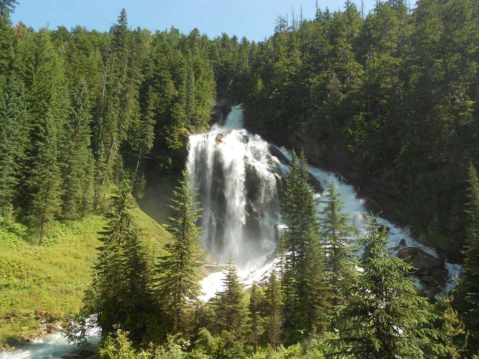 Canadian Rockies by Train - Collette Tours - Canada - Image 3