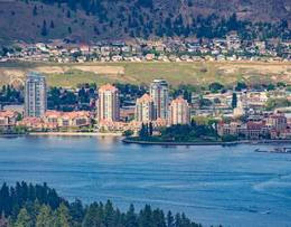 Canadian Rockies Express - 4 days - On The Go Tours - Canada - Image 1