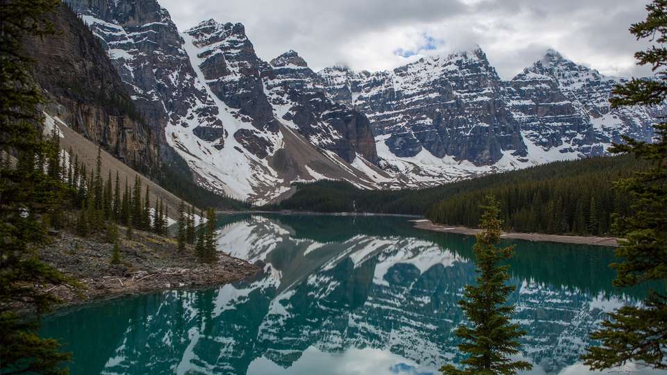 Canadian Rockies: National Parks Eastbound - G Adventures - Canada
