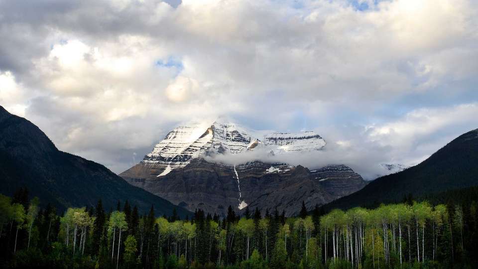 Canadian Rockies: National Parks Eastbound - G Adventures - Canada