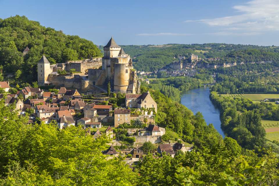 Canoeing on the Dordogne - Exodus Adventure Travels - France - Image 6