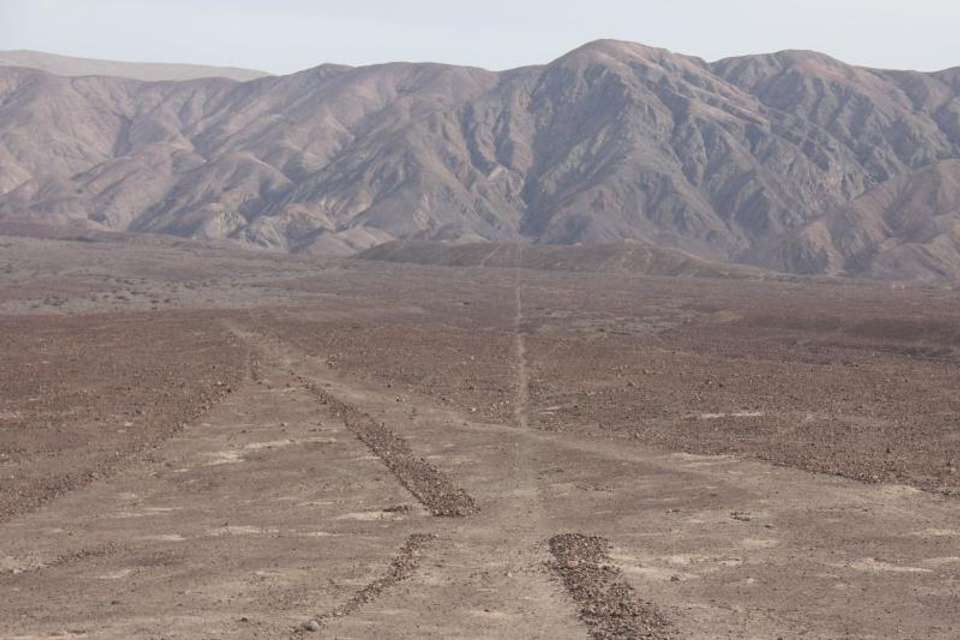 Cantalloc Aqueducts and Los Paredones - Tangol Tours - Peru - Image 8