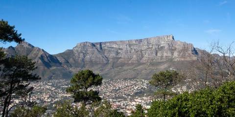 Windhoek Wildlife Tour: Cape & Dunes Southbound: Desert Camping & Safari Drives