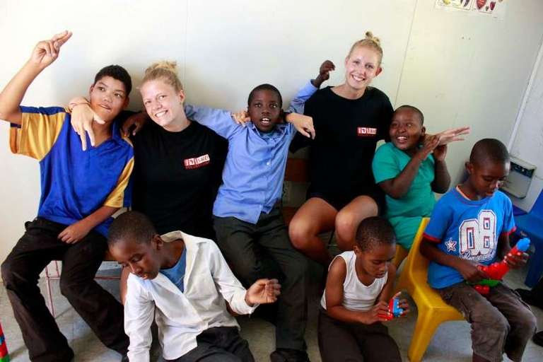 Cape Town Adventure Tour: Cape Town & Garden Route Voluntour 14D/13N