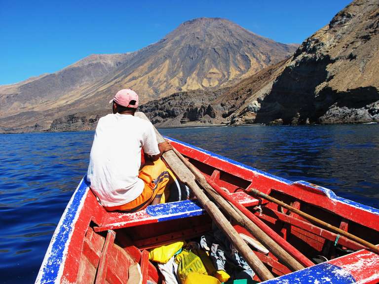 Africa Walking Tour: Cape Verde's Northern Islands - Privately Guided