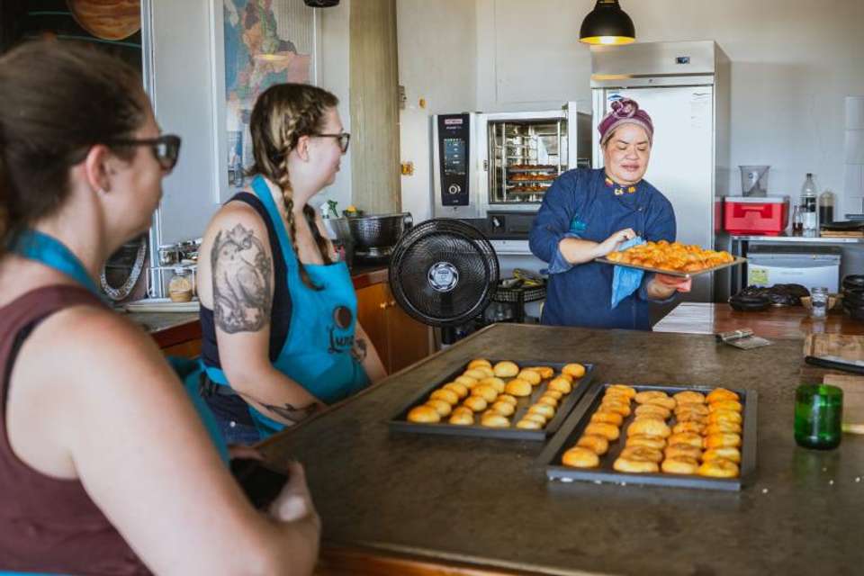 Cartagena: Colombian Baking Class with Coffee - Tangol Tours - Colombia - Image 2