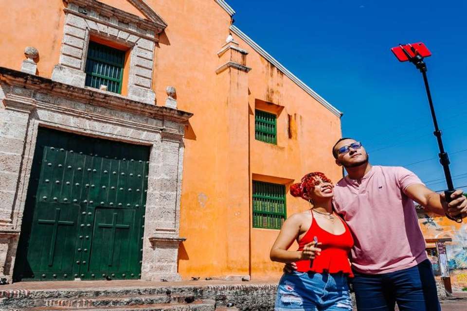 Cartagena Selfie Tour - Tangol Tours - Colombia - Image 3