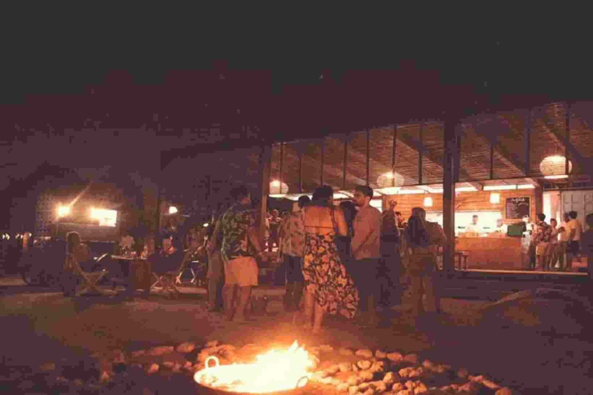 Cartagena: Tierra Bomba Beach Dinner with DJ & Boat Ride