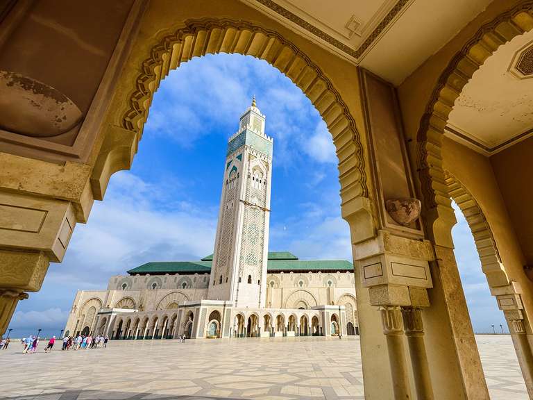 Africa Local boat rides Tour: Casablanca & Coast with Chefchaouen - 9 days