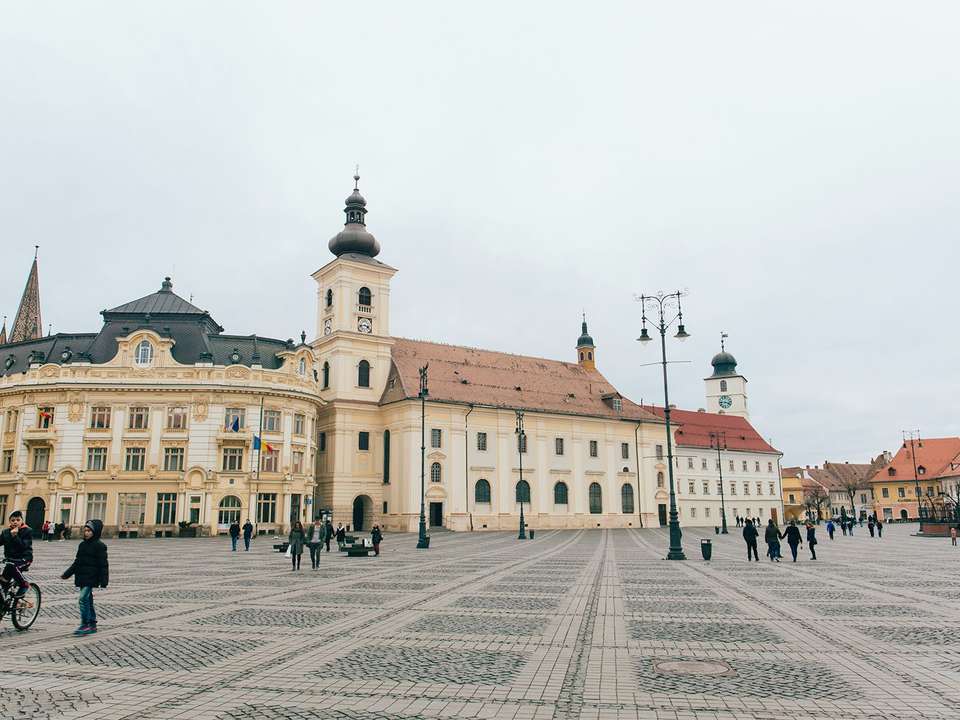 Castles & Legends of Transylvania - 4 days - On The Go Tours - Romania - Image 4