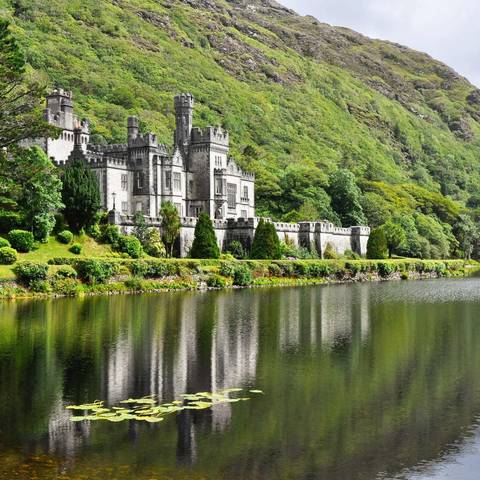 Castles And Manors - Signature - Fall Tours