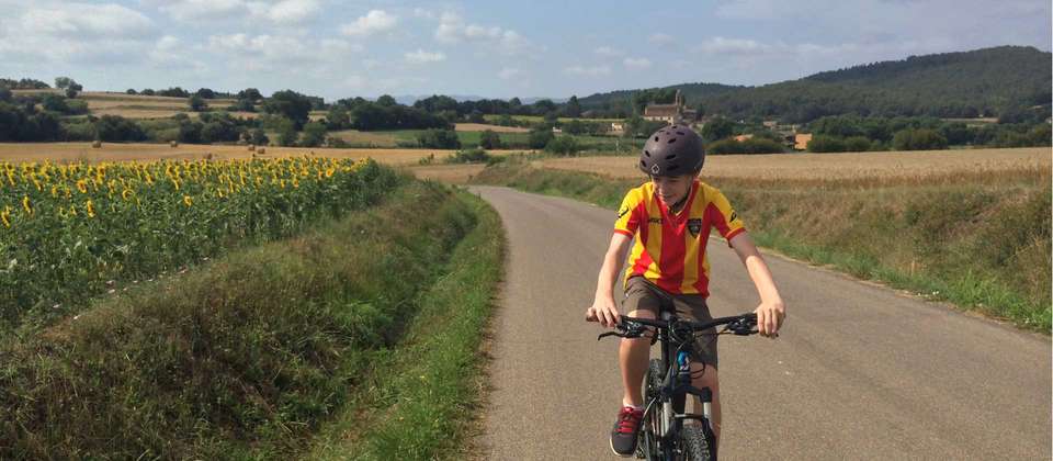 Catalonia by Bike for Families - Utracks - Spain - Image 11