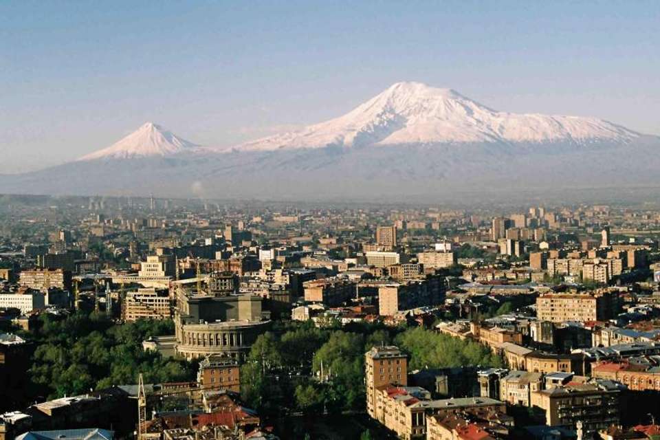 Caucasus Countries (12 days) - Sakura Ltd - Azerbaijan - Image 3