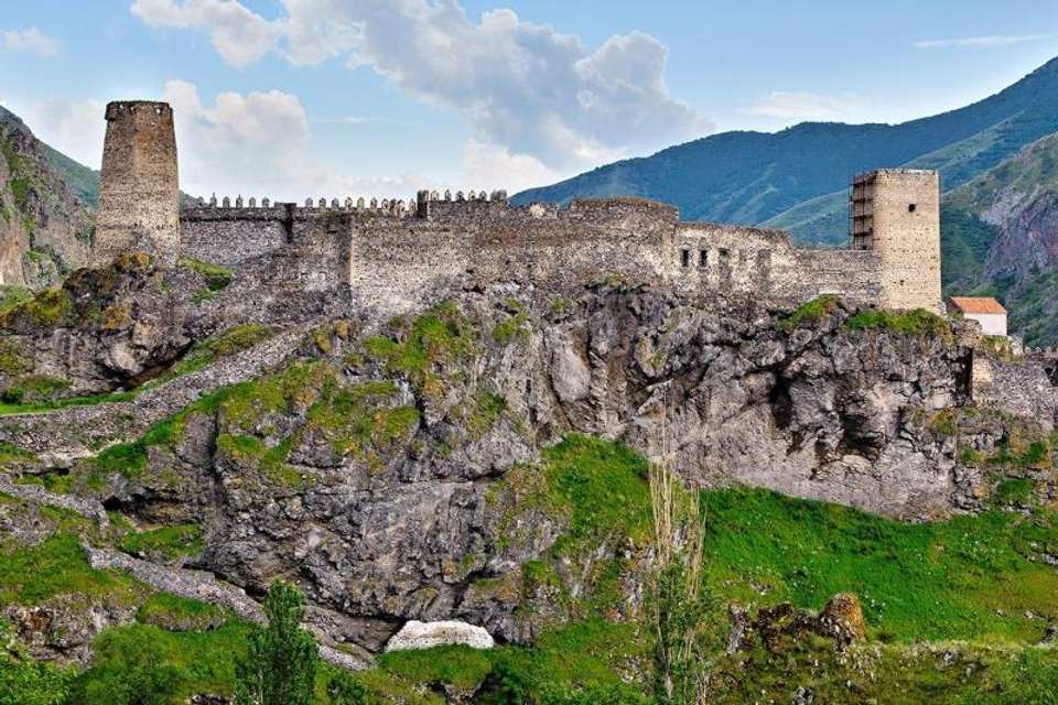 Caucasus Countries (12 days) - Sakura Ltd - Azerbaijan - Image 7