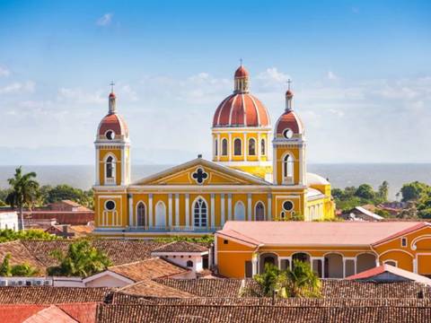 Central America Group Tours: Central America Uncovered - 19 Days