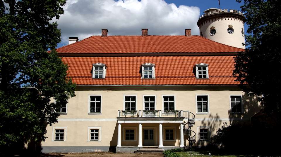 Cesis: Medieval Heritage And Natural Treasure - Baltic Nature Travel - Latvia - Image 2