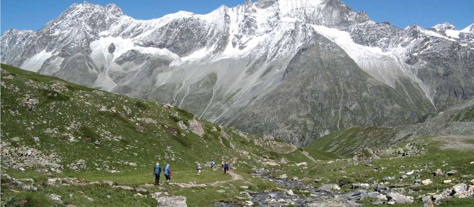 Chamonix to Zermatt Guided Hike - Utracks - Switzerland - Image 11